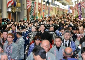 勘九郎 父勘三郎は「頑張っています」