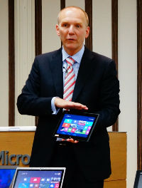 日本MS、Windows 8タブレットの企業導入を支援する「アプリ検証ラボ」設立