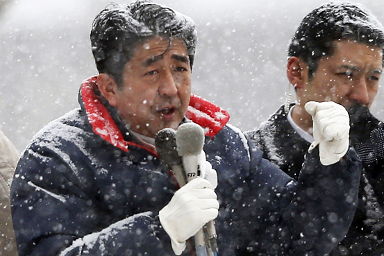 経団連会長、自民総裁に疑問呈す 消費増税巡り