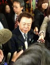 最多得票の猪瀬氏、国と対決姿勢 新都知事へ始動