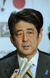 緊急経済対策:来月１５日決定 安倍・自民総裁が方針