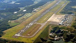 高松空港トラブル 管制官居眠り応答せず