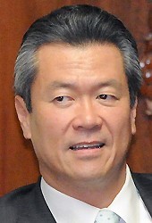 民主代表選:馬淵氏が立候補表明…海江田氏と一騎打ちか