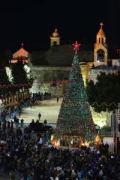 キリスト生誕地でクリスマスミサ 中東の和平を願い