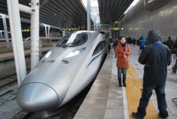 中国、「世界最長」高速鉄道開通 東海道・山陽新幹線の２倍、安全性アピール