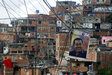 ベネズエラ政府、チャベス氏の宣誓延期を示唆 病状悪化で