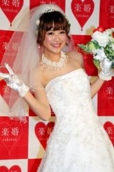 鈴木奈々「コンドームつけてます」デキ婚を否定