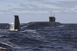 ロシア、新世代の原子力艦を配備 新型ミサイル搭載