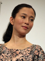 坂井真紀、子どもを談志師匠に抱っこしてもらうのが夢だった…思い出を振り返る