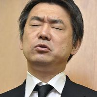 体罰への認識が甘かった…喪服姿の橋下市長