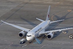 ７８７機:燃料漏れ原因調査開始 国交省がチーム設置