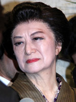 小山明子、気丈に舞台…大島監督死去から一夜