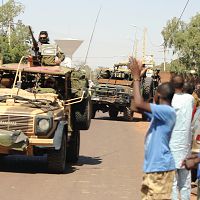 マリ軍などが中部の要衝都市を奪還、軍事介入の仏に重要戦果