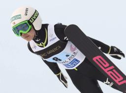 世界Ｊｒ、複合団体で初の３位 ジャンプ女子は５位