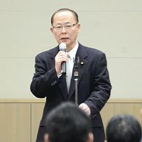 民主、「第二極」維持に腐心 現実的な共闘進まず