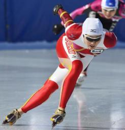 穂積が女子３０００優勝 少年女子は高木 スケート国体