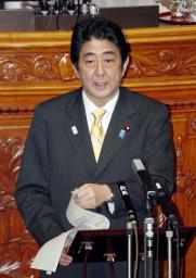 安倍首相「国防軍」に意欲