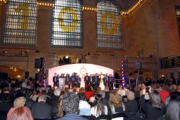 ニューヨーク・グランドセントラル駅、１００周年で記念式典