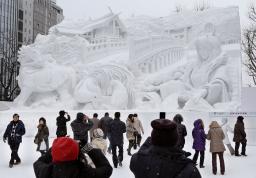 さっぽろ雪まつり開幕！「歌舞伎座」も お披露目