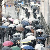 大雪予報も「寒気弱く」都心積雪なし…鉄道混雑