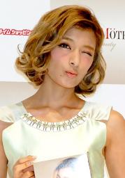 ローラ「全然モテない」と悩み告白