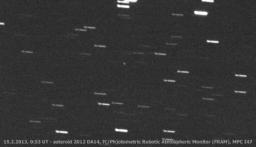 直径４５ｍの小惑星、カメラが捉えた地球最接近