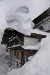 北・東日本は２年連続寒冬＝１３地点で積雪最多記録－気象庁