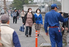 地震への備え 危機感を薄れさせずに