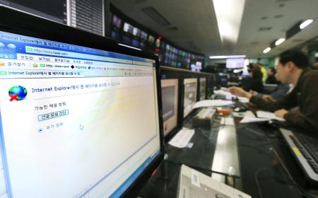 韓国で放送局、銀行ネットダウン サイバーテロの可能性