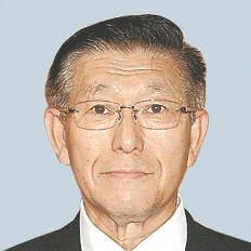 秋田知事選:現職の佐竹氏が立候補を届け出…告示