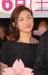 稲垣吾郎が菅野美穂結婚報道を祝福！「最初はびっくりしました」