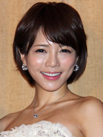 骨折の釈由美子、活動再開へ！医者からお墨付き