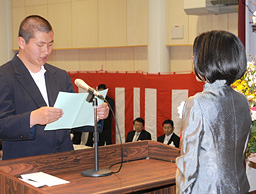 新学舎、期待胸に 飛騨市と下呂市に特別支援学校開校