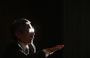 国債買い入れ日、事前公表検討＝市場関係者との意見交換で－日銀