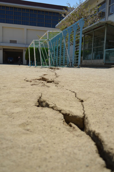 兵庫・淡路島で地震 写真特集