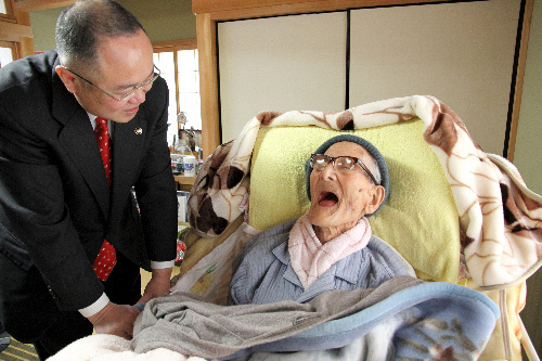 木村次郎右衛門さん１１６歳に 最高齢、言葉もはっきり