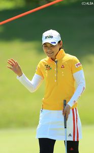 さくら、ツアー記録に並ぶ フジサンケイ女子ゴルフ