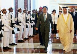 ＵＡＥと原子力協定締結へ 安倍首相、皇太子と会談