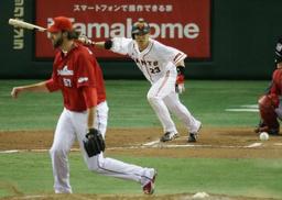 チーム一丸！亀井がお膳立て！脇谷がサヨナラ打！３連勝！