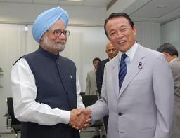 インドでの新幹線技術の導入確認…麻生財務相