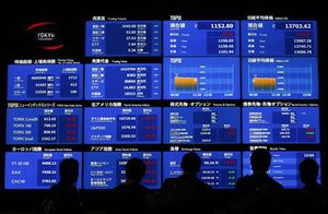 日経平均、全面高で4年11カ月ぶり1万4000円回復