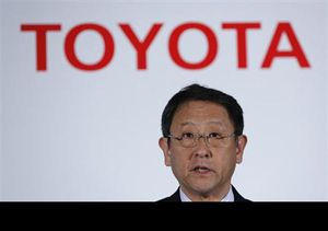 トヨタ、営業利益１・８兆円へ 今期予想、円安で恩恵