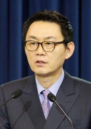 セクハラ疑惑を否認 更迭された韓国報道官