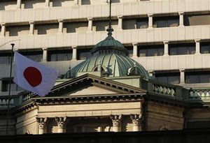 日銀が資金供給2兆円追加、「シグナルオペ」に市場安ど