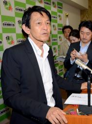 「女性蔑視」…地元支持者に動揺広がる 西村氏「売春婦」発言