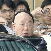 訪朝の飯島参与、首相への報告内容「言えない」