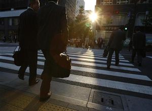 有効求人倍率４年９ヵ月ぶり高水準