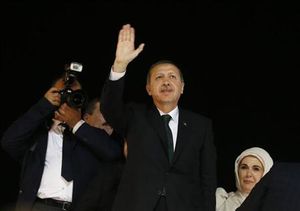 「世俗派対イスラム」の図式に懸念＝首相支持派、対抗デモ－トルコ