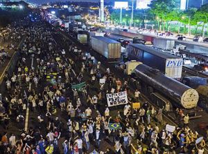 【ブラジルデモ】 一部都市で略奪も 大統領、国民向け演説へ