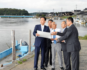 寺越事件再調査へ 古屋担当相 「拉致の可能性」 現場視察